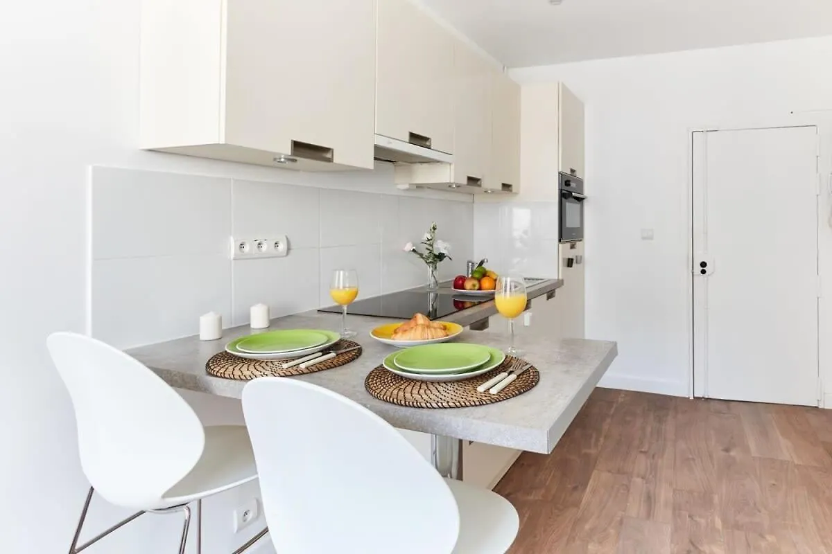 Rogito Fresh Scented Apartment Paris